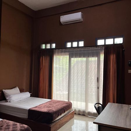 Fullmoon Homestay Kuta  Kültér fotó