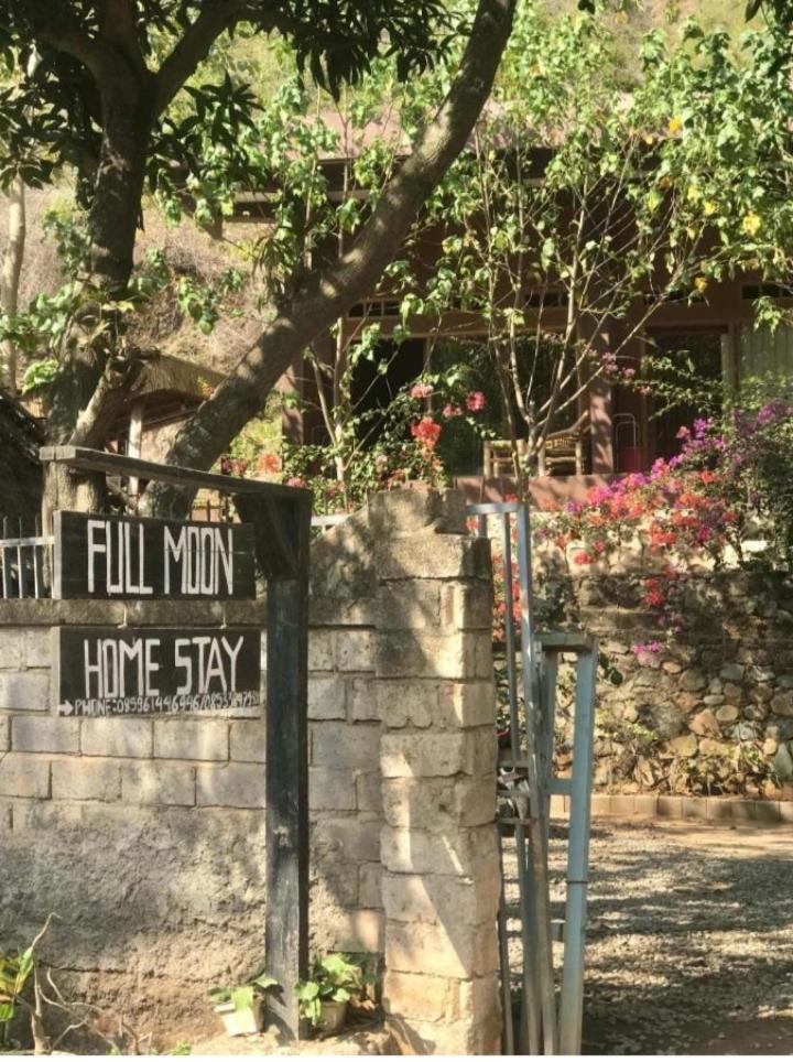 Fullmoon Homestay Kuta  Kültér fotó