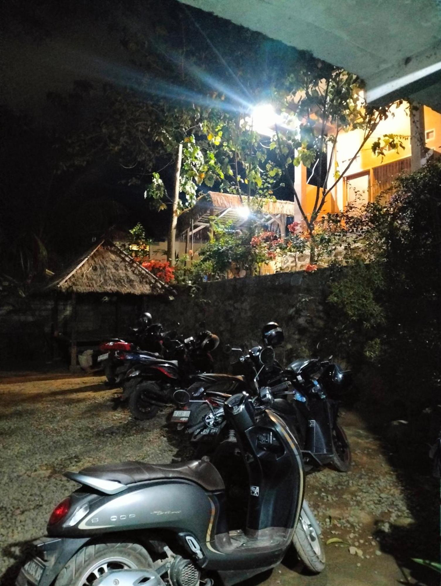 Fullmoon Homestay Kuta  Kültér fotó