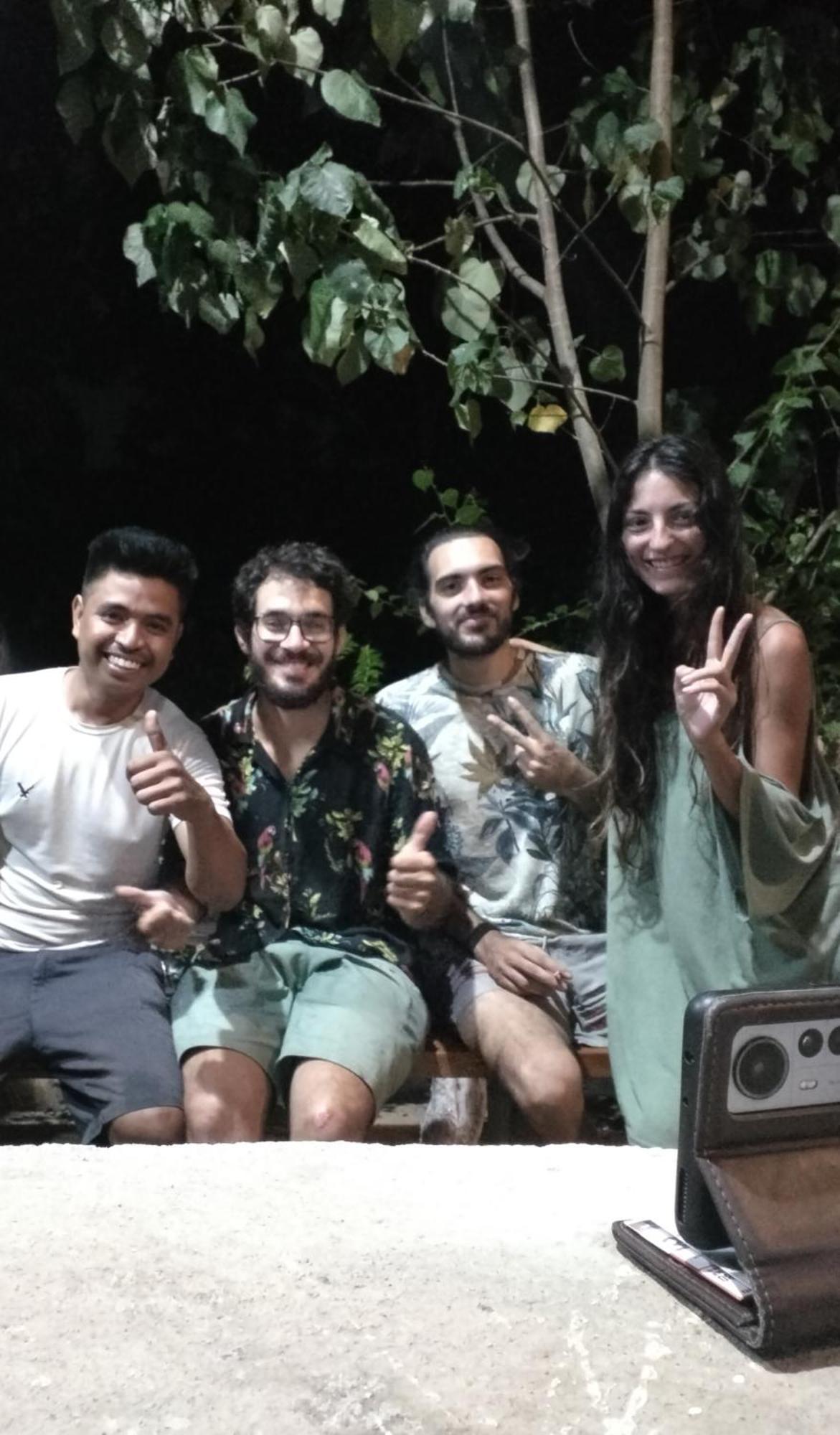 Fullmoon Homestay Kuta  Kültér fotó