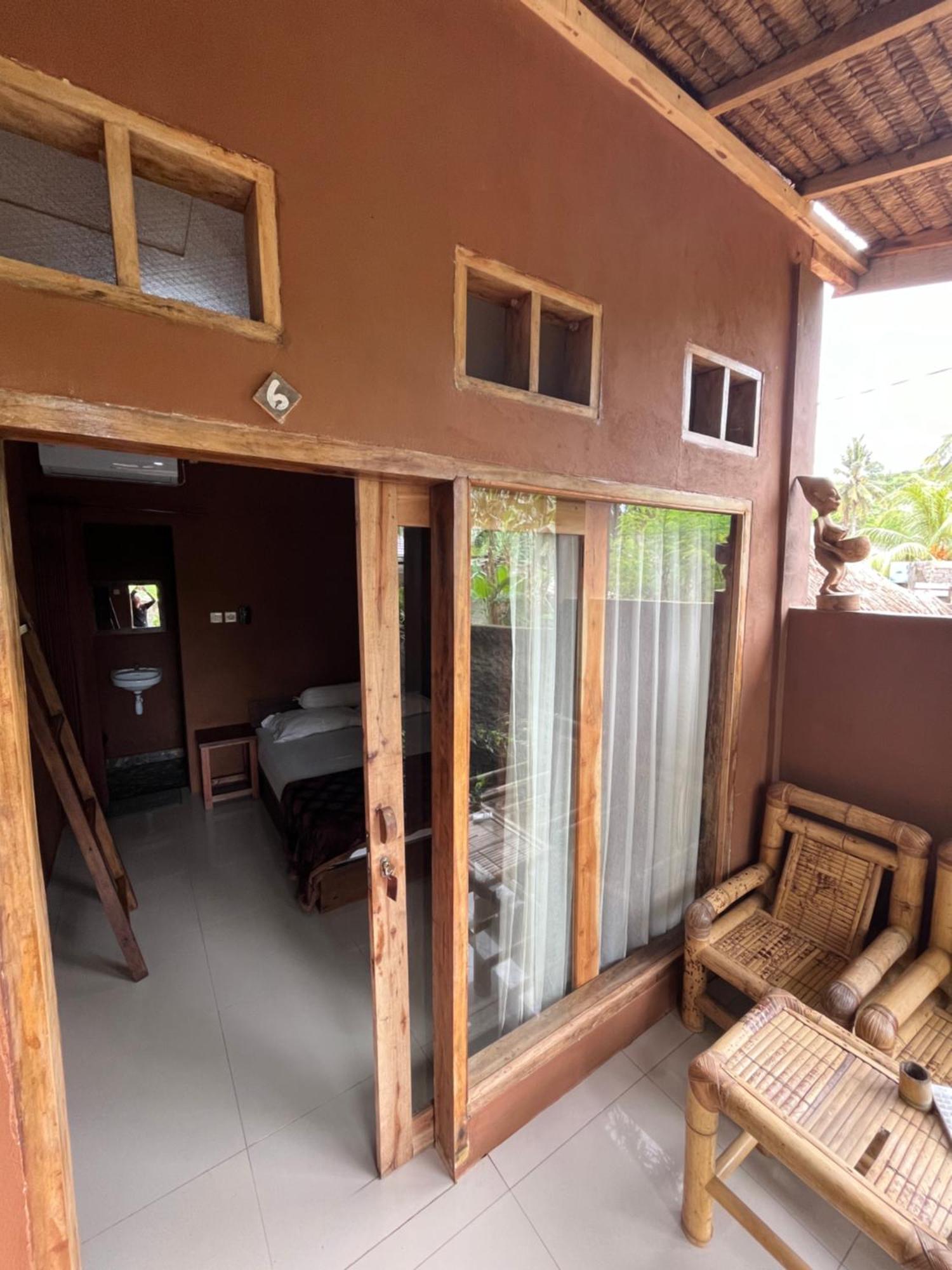 Fullmoon Homestay Kuta  Kültér fotó