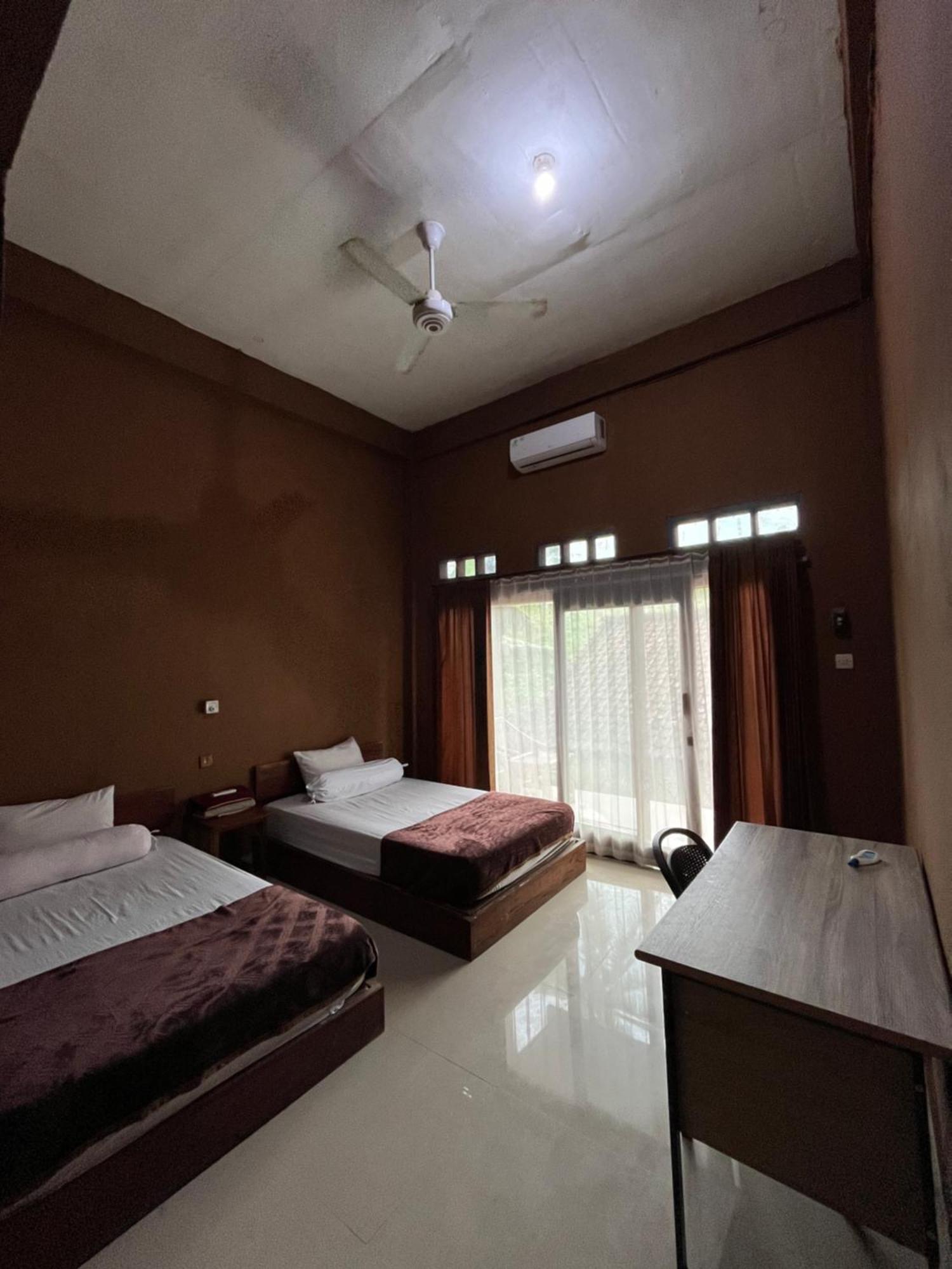 Fullmoon Homestay Kuta  Kültér fotó