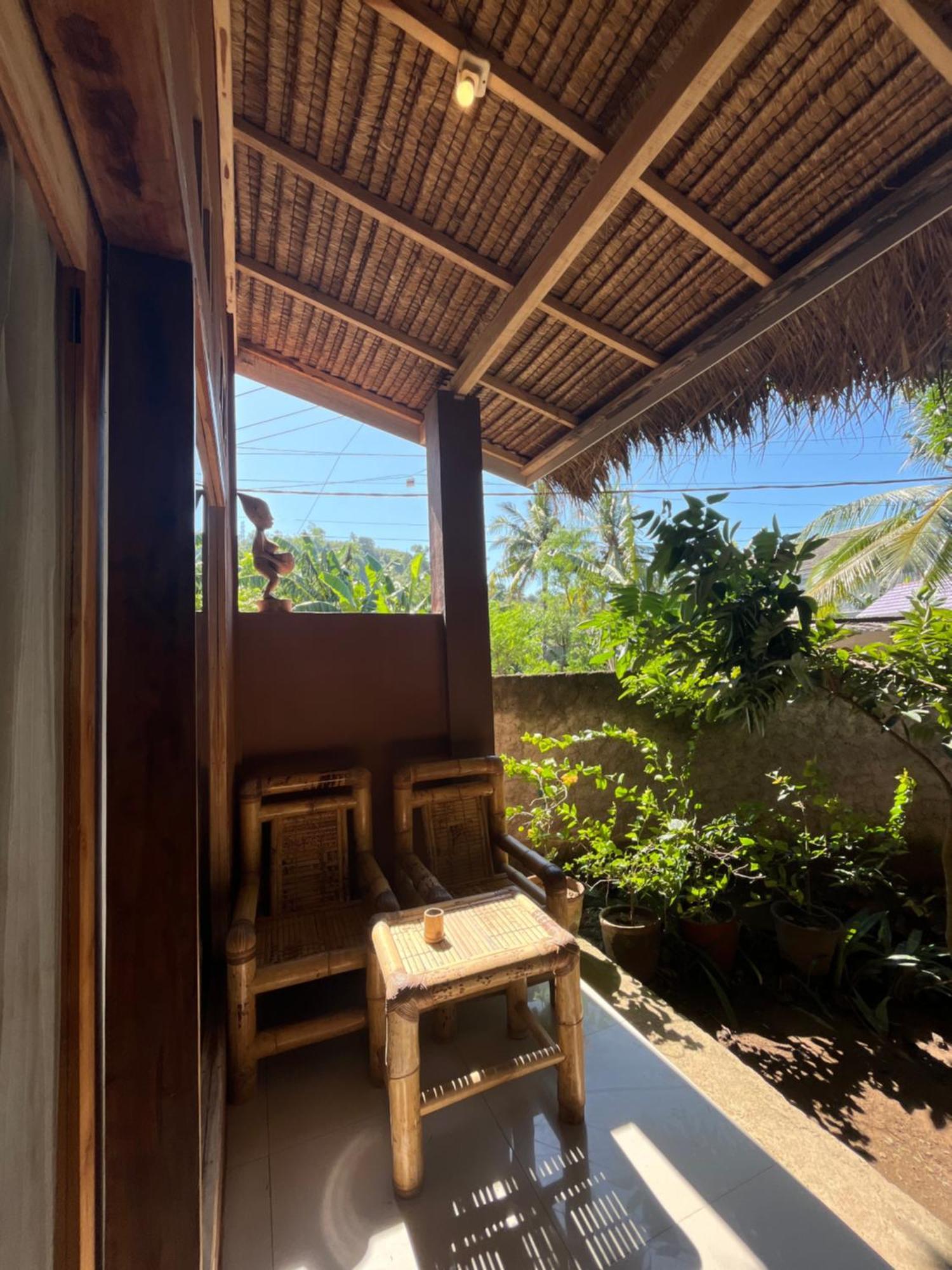 Fullmoon Homestay Kuta  Kültér fotó